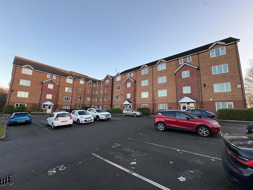 Property photo 1 of 7