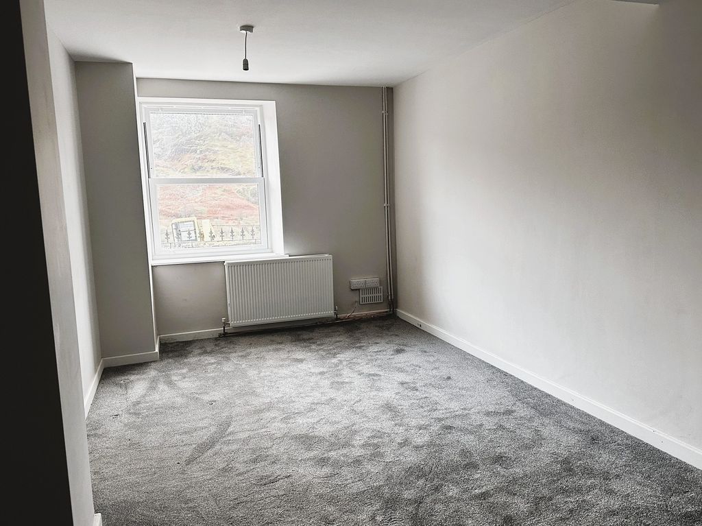 Property photo 2 of 16 Not Specified