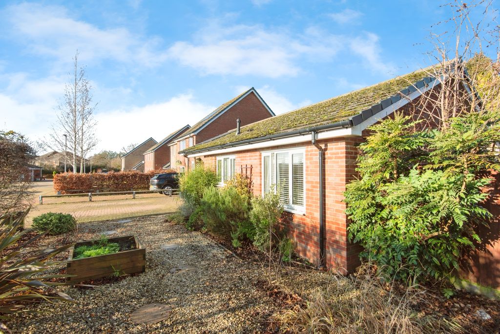 Property photo 3 of 21