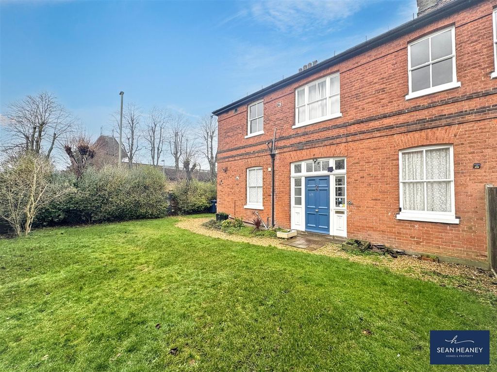 Property photo 1 of 23