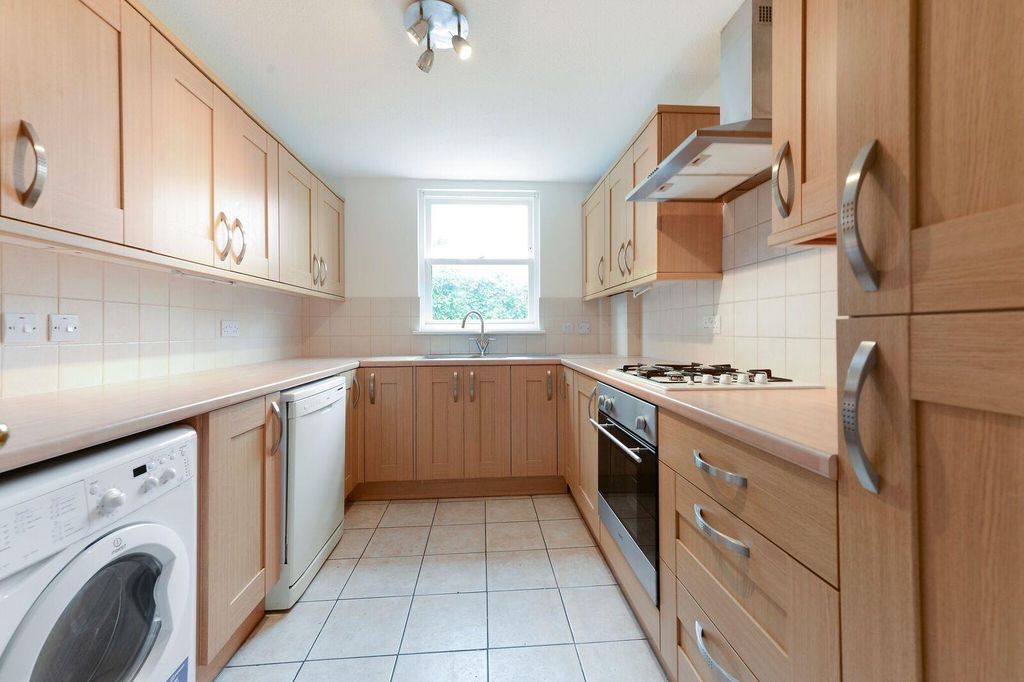 Property photo 2 of 9 Helliwell &amp; Co.