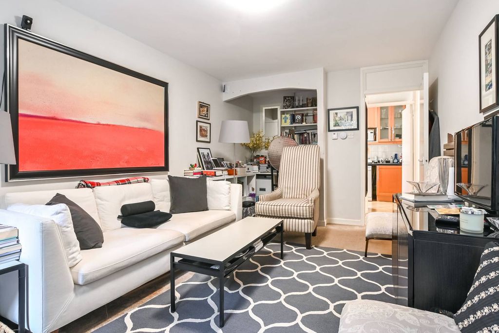 Property photo 1 of 6