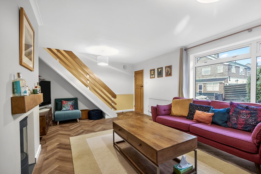 Property photo 3 of 20