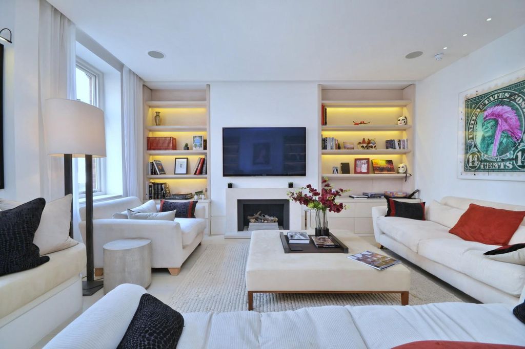 Property photo 2 of 28 Image