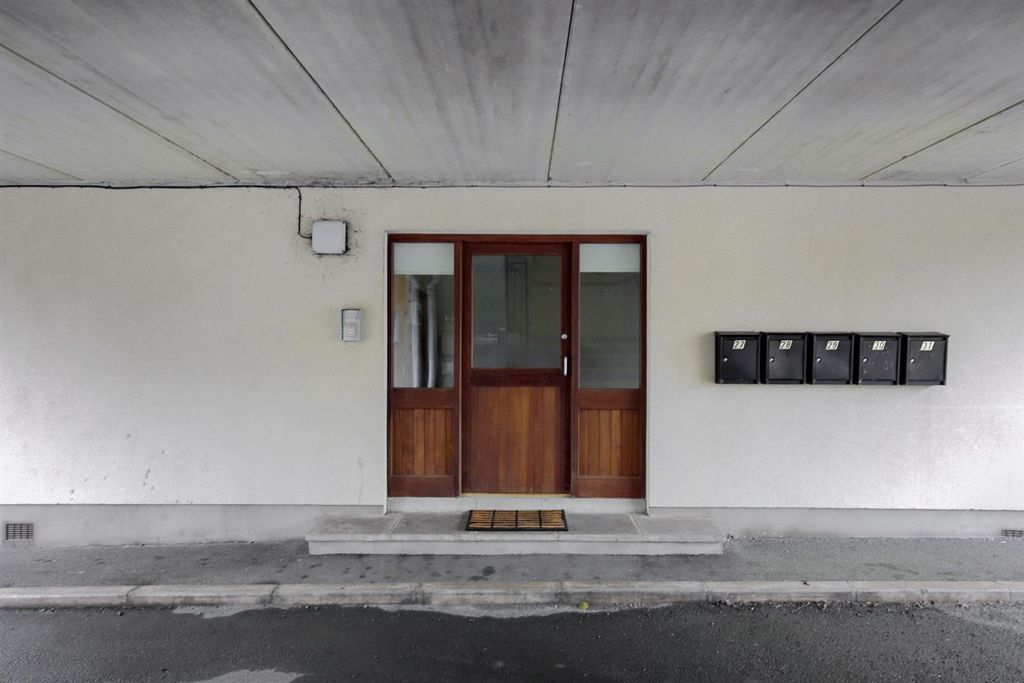 Property photo 2 of 17 31 Drummond Brae 16.Jpg