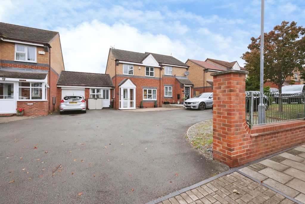 Property photo 2 of 26 Pbox-Img.Jpg