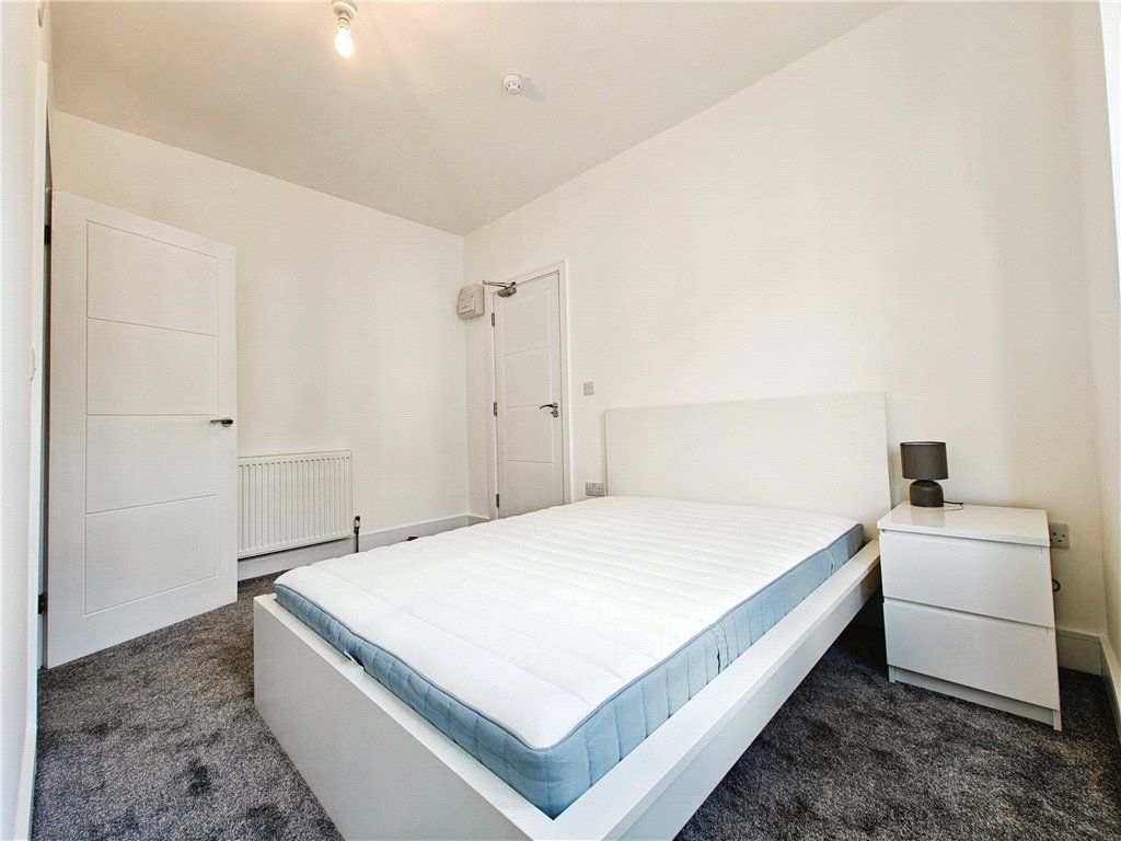 Property photo 3 of 6 Bedroom 1