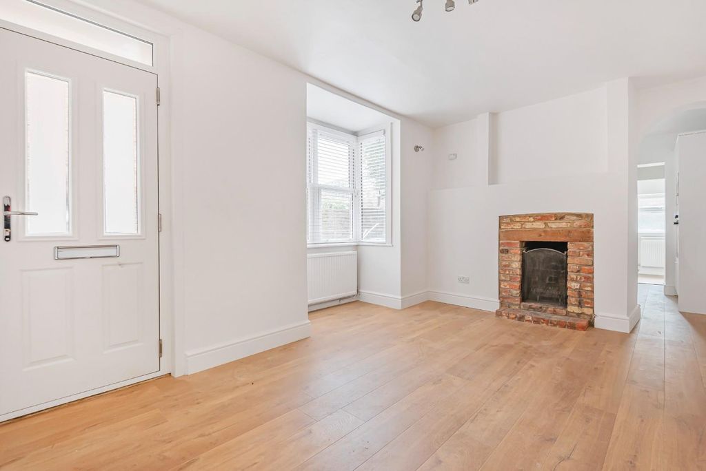 Property photo 1 of 6 672076 (1).Jpg