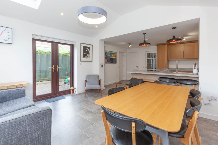 Property photo 3 of 9 190785