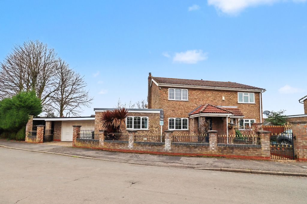 Property photo 1 of 29 4942161