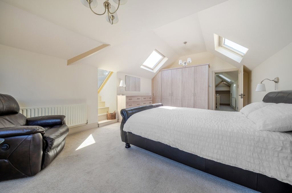 Additional image 19 of 5 bed bungalow for saleAylesby, Grimsby, Lincolnshire DN37