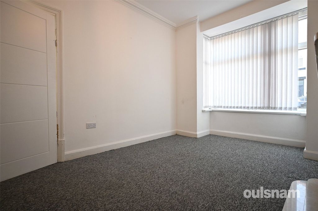 Property photo 3 of 17 Picture No. 13