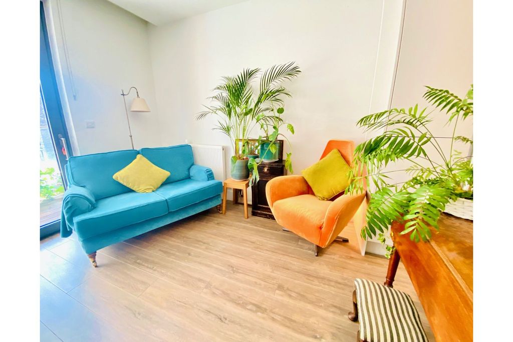 Property photo 1 of 18 Open Plan Living