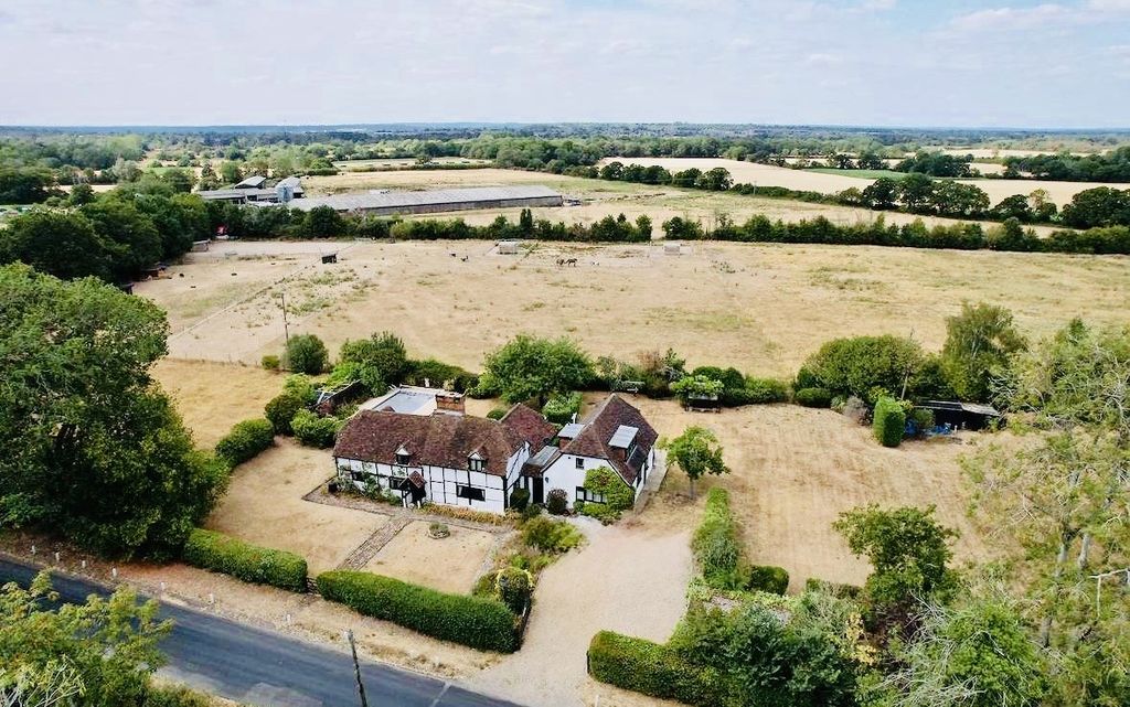 Property photo 2 of 13