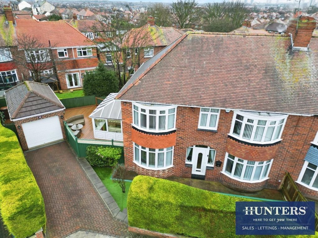 Property photo 1 of 28 External