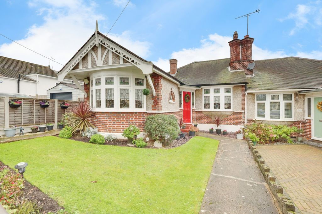 Property photo 1 of 18