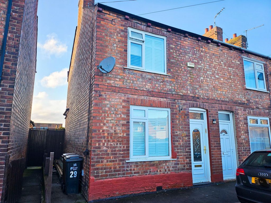 Property photo 2 of 32 Front