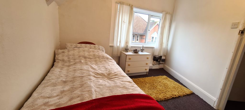 Property photo 1 of 14 Cover