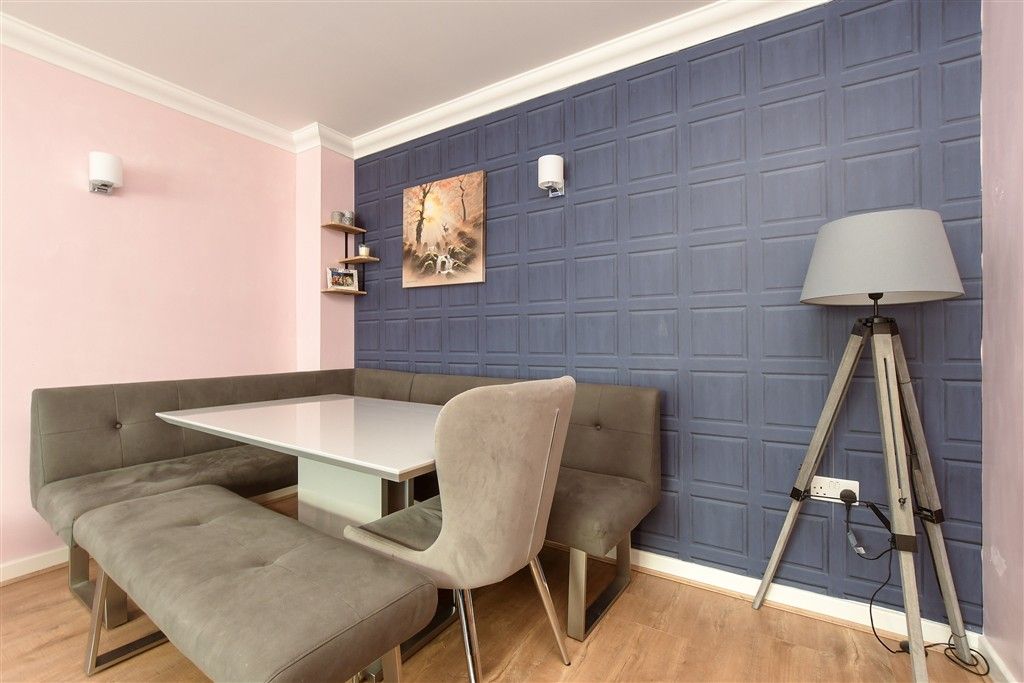 Property photo 1 of 14 Lounge/Diner