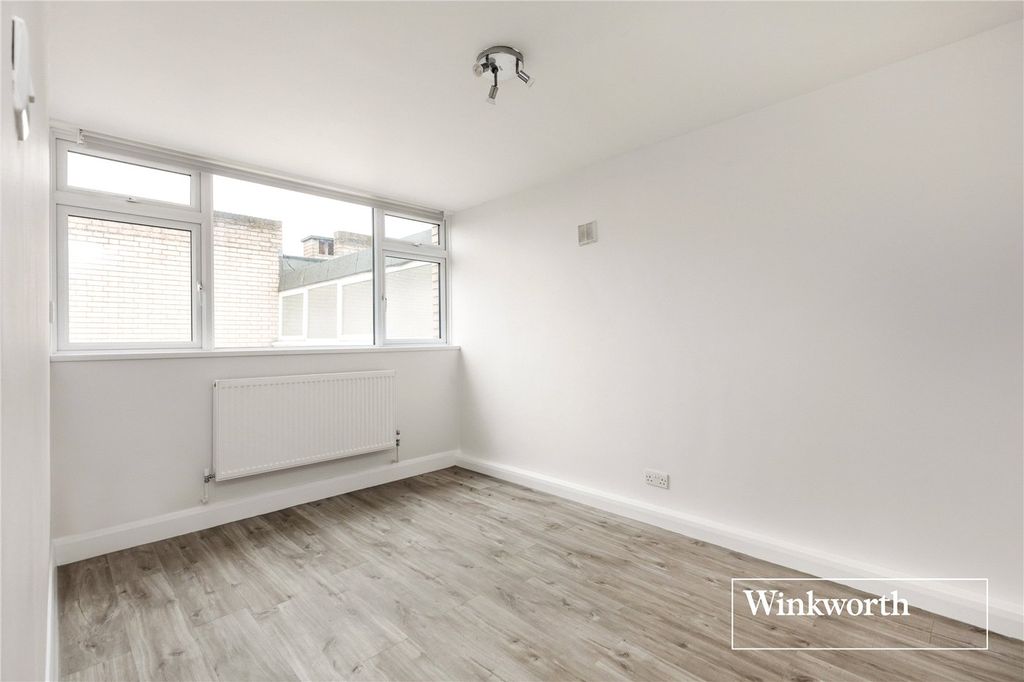 Property photo 2 of 14 Picture No. 03