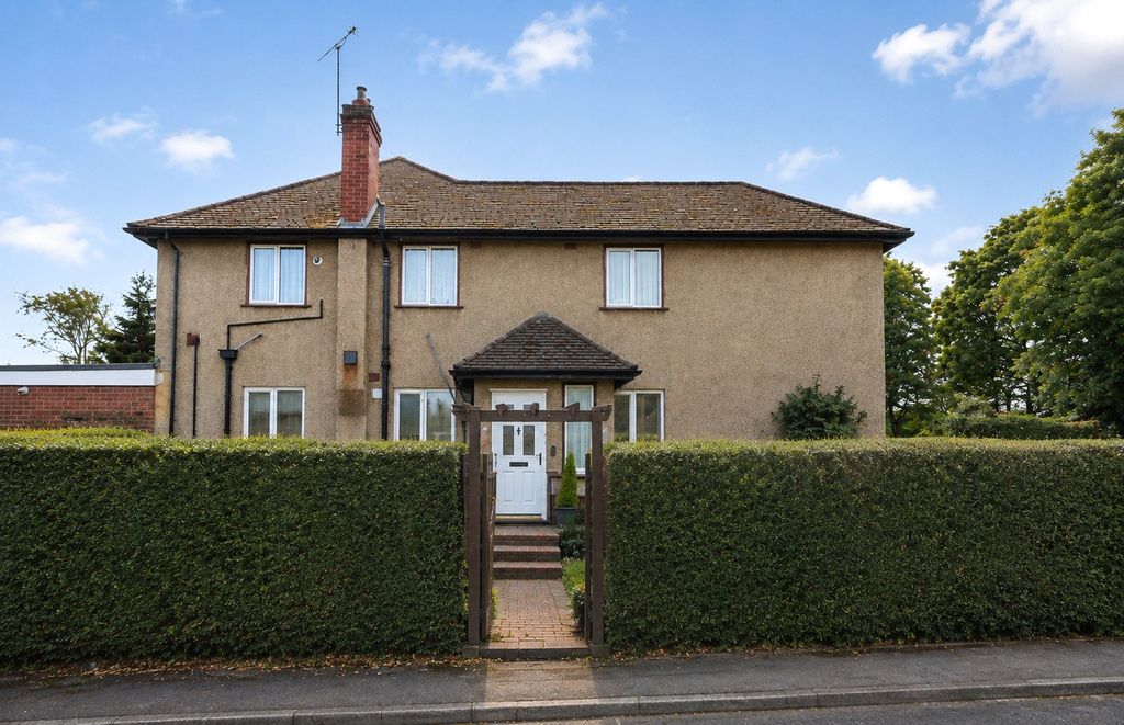 Property photo 1 of 22 Picture No. 37