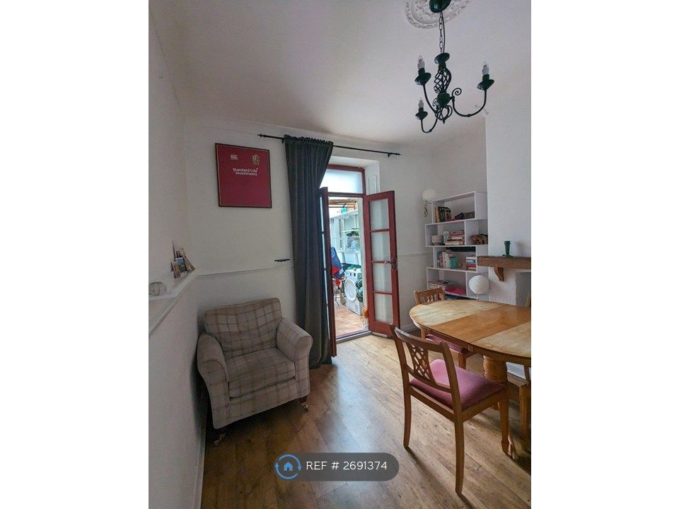 Property photo 2 of 14 Dining Room