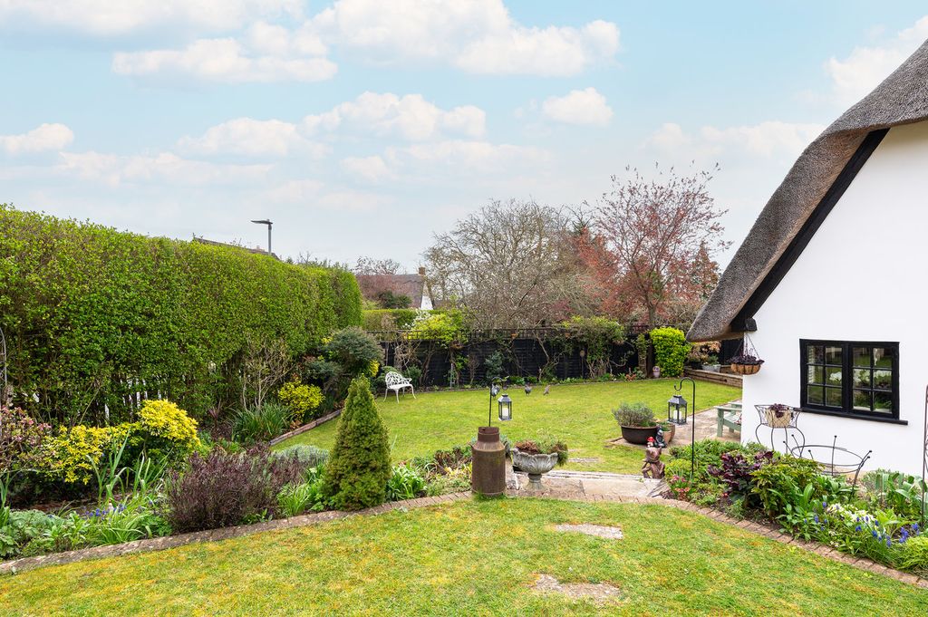 Property photo 3 of 40