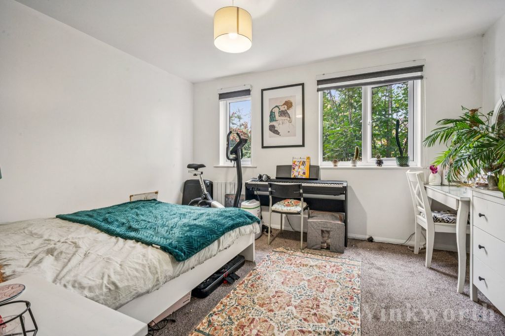 Property photo 1 of 9 Picture No. 16