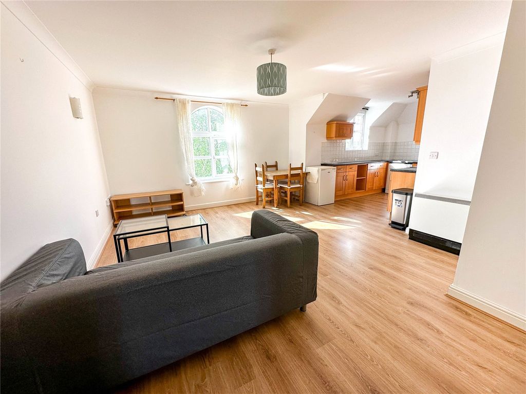 Property photo 3 of 9 Picture No. 01