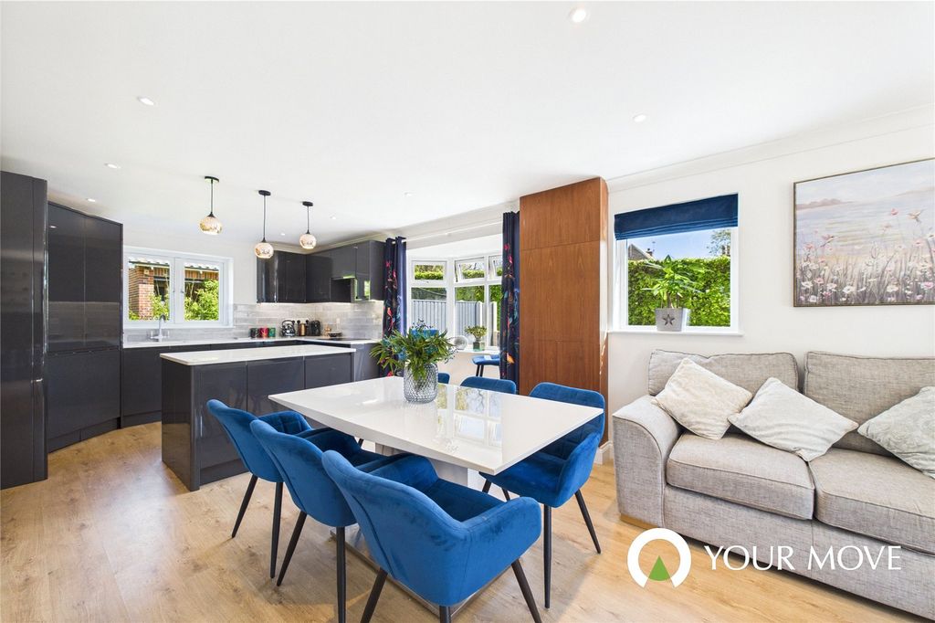 Property photo 2 of 26 Picture No. 66