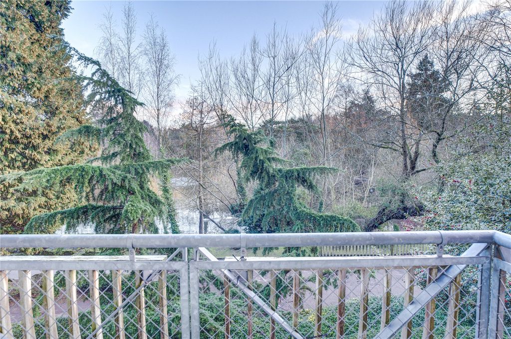 Property photo 2 of 7 Picture No. 05