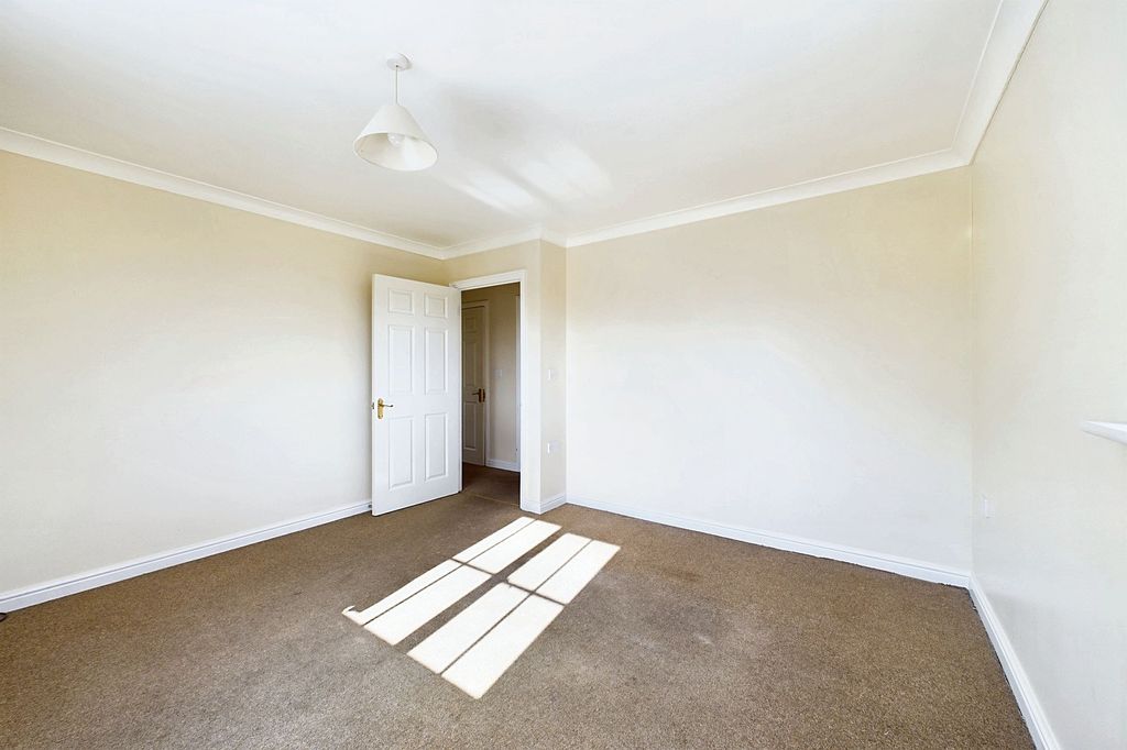 Property photo 3 of 8