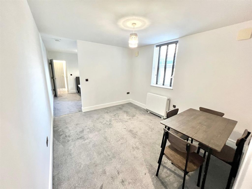 Property photo 2 of 5 Img_1327.Jpg