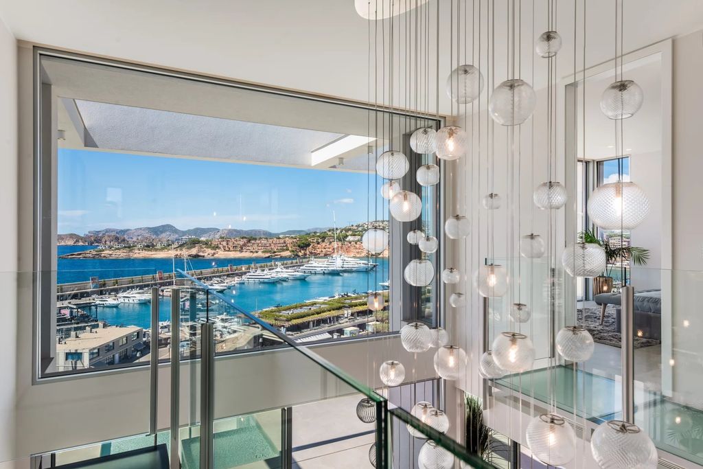 Property photo 1 of 30