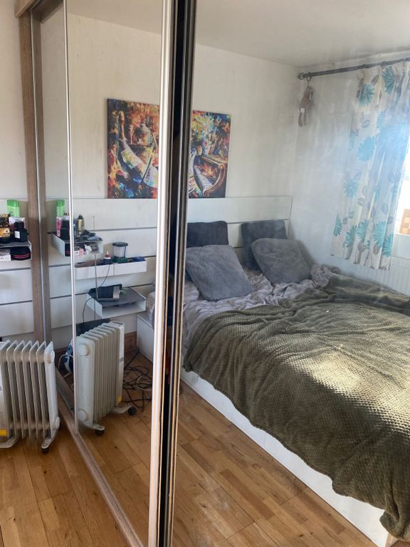 Property photo 2 of 3