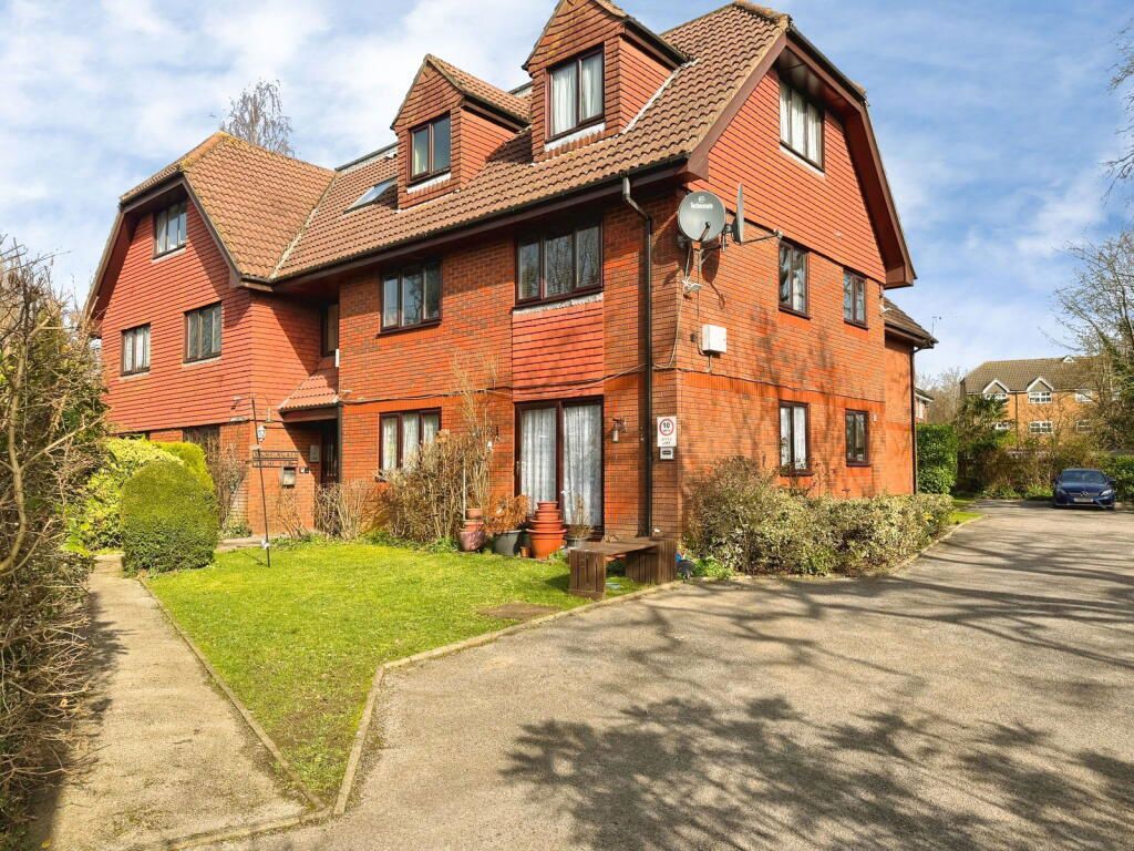 Property photo 1 of 9