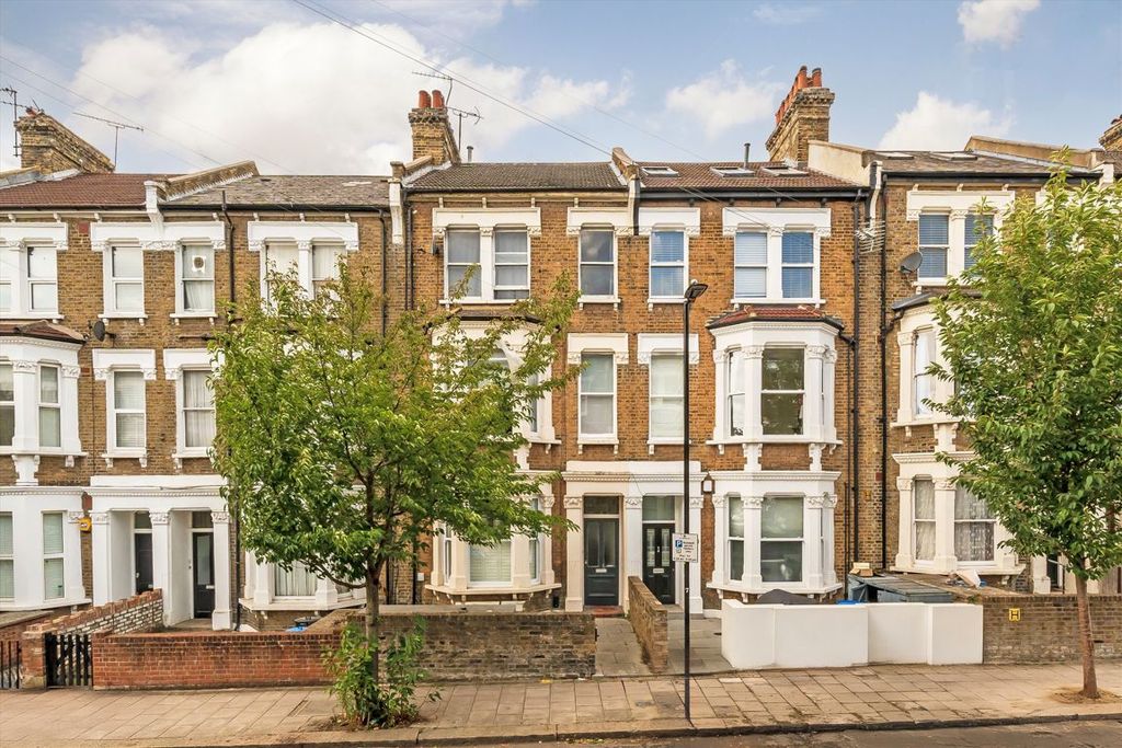 Property photo 1 of 6