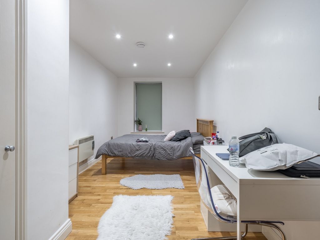 Property photo 2 of 6 4774851