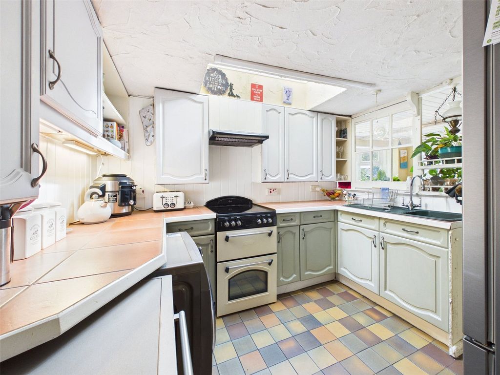 Property photo 3 of 21 Picture No. 50