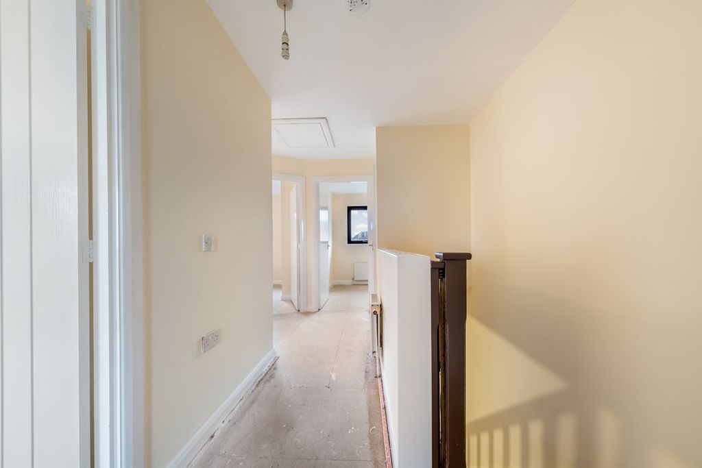 Property photo 3 of 23 Dscf5383