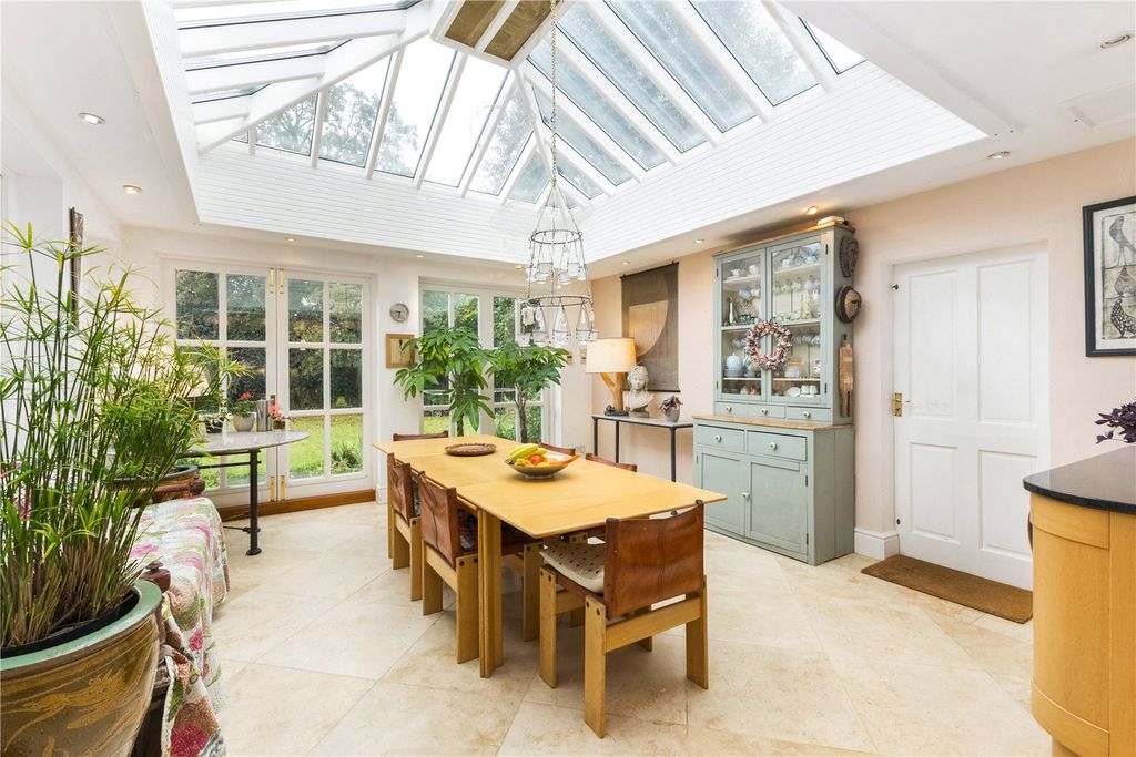 Property photo 3 of 15 Orangery