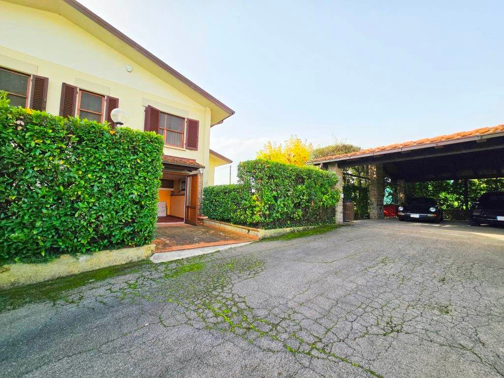 Property photo 3 of 30