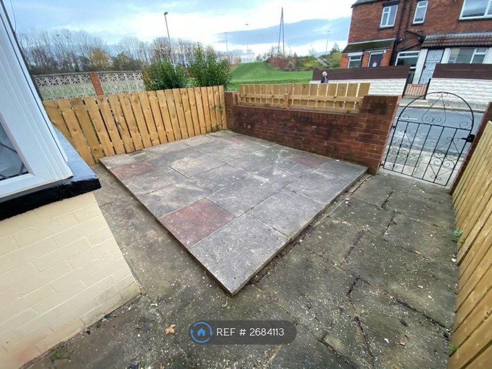 Property photo 3 of 18