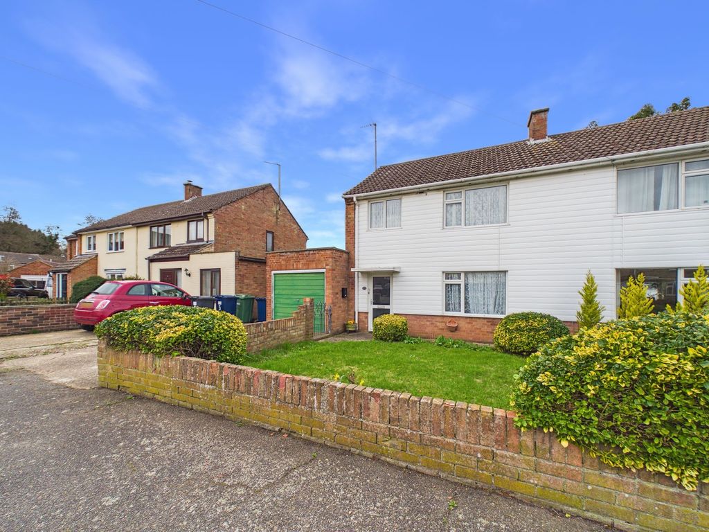 Property photo 1 of 17