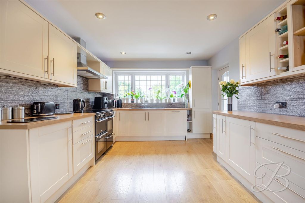 Property photo 2 of 64 Ccltd-31.Jpg