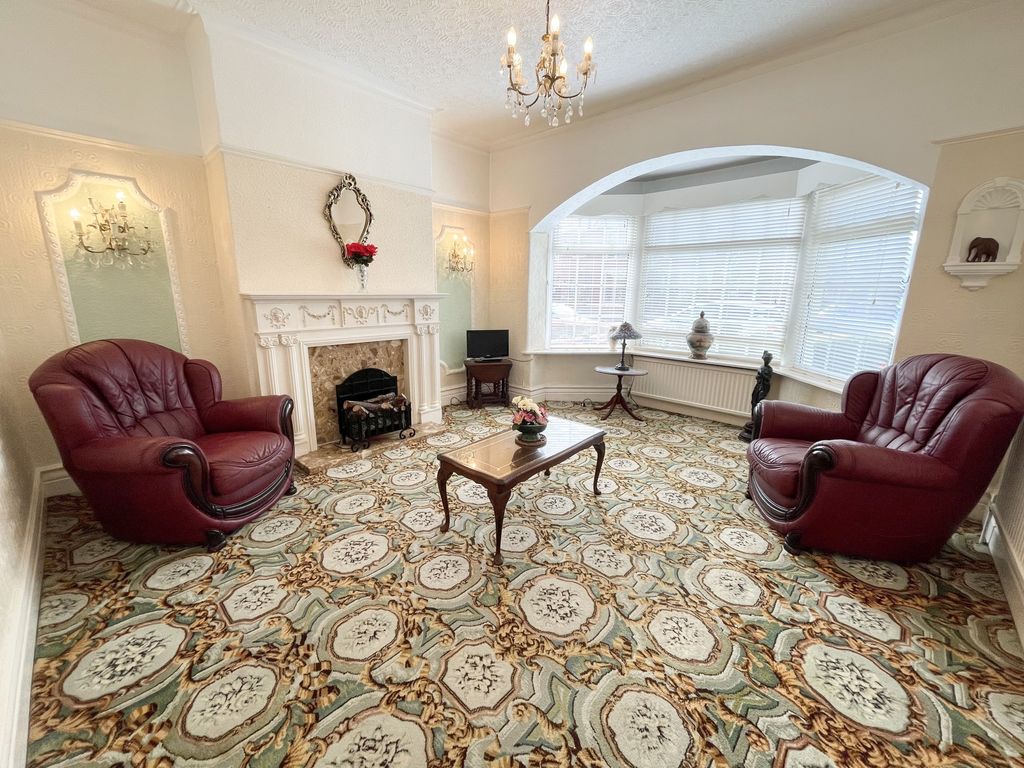Property photo 3 of 22