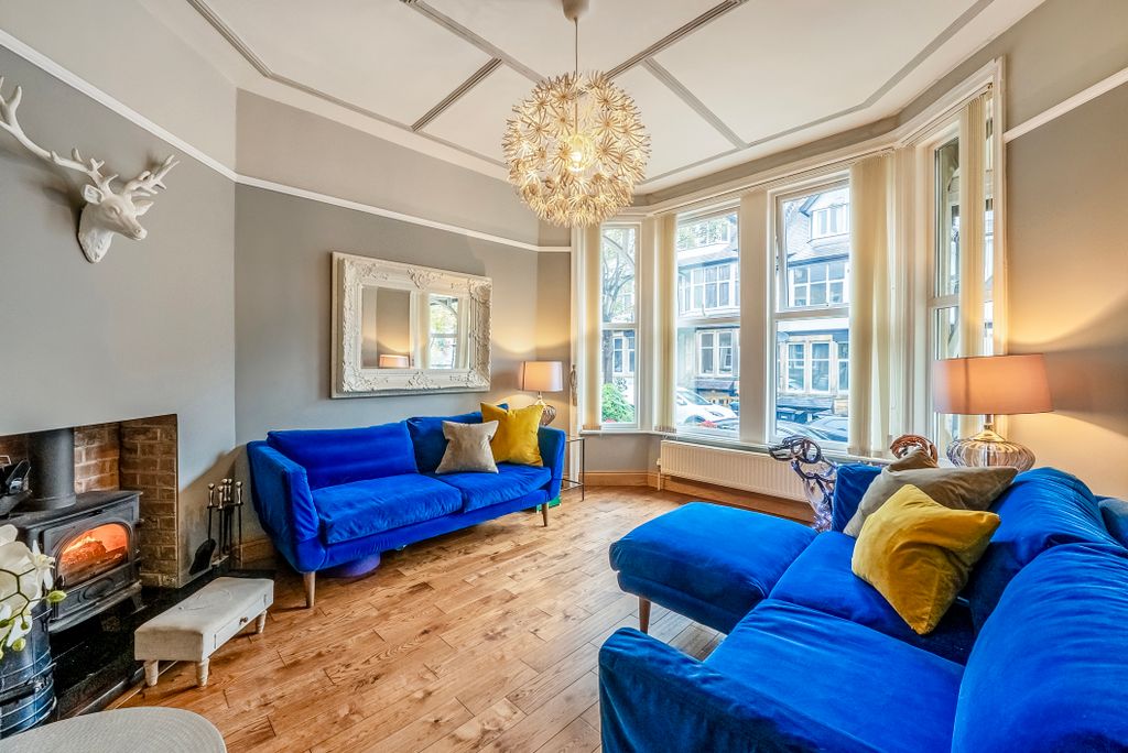 Property photo 2 of 13