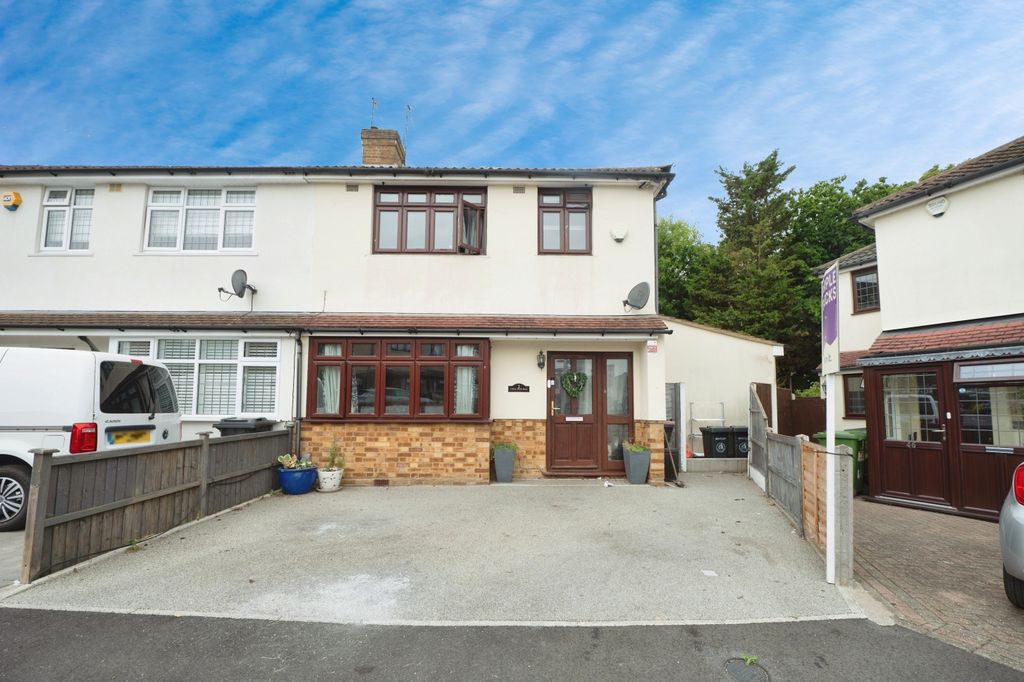 Property photo 2 of 20