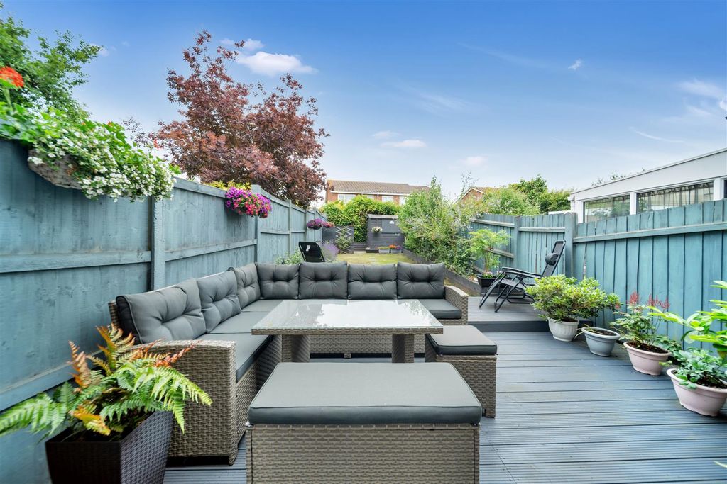 Property photo 1 of 13 Firtree Rise-5.Jpg