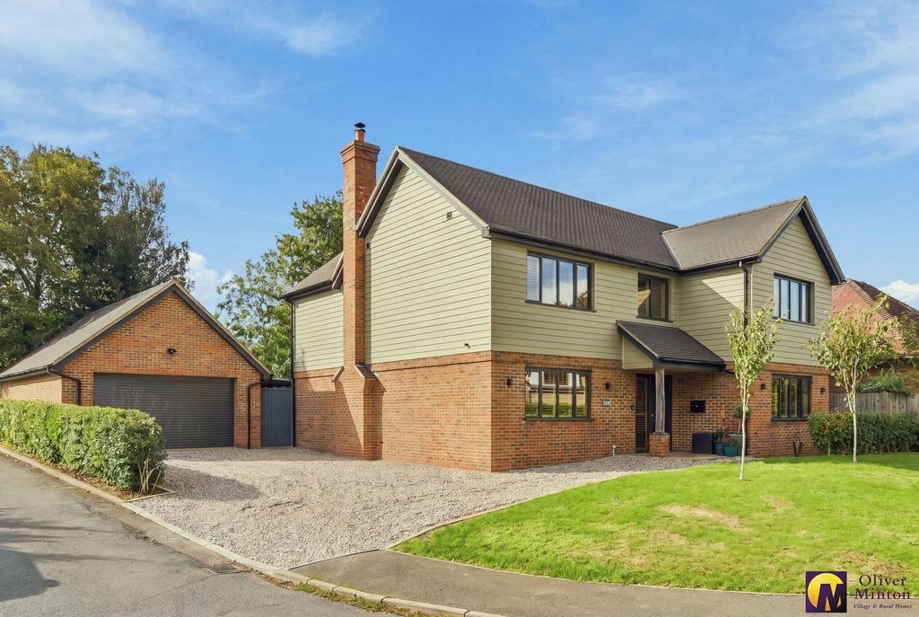 Property photo 1 of 44